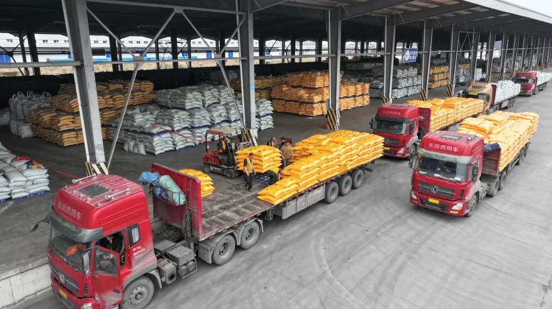 四川农村日报：永利3044noc力保农资供应不断档